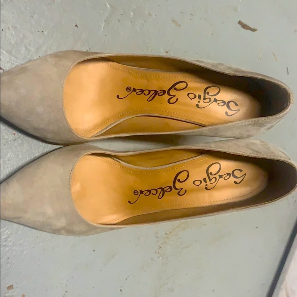 Gently used Gray suede Sergio Zelcer pumps.